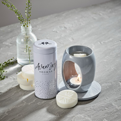 Small Grey Burner and Wax Melt Tin Lifestyle 017 1